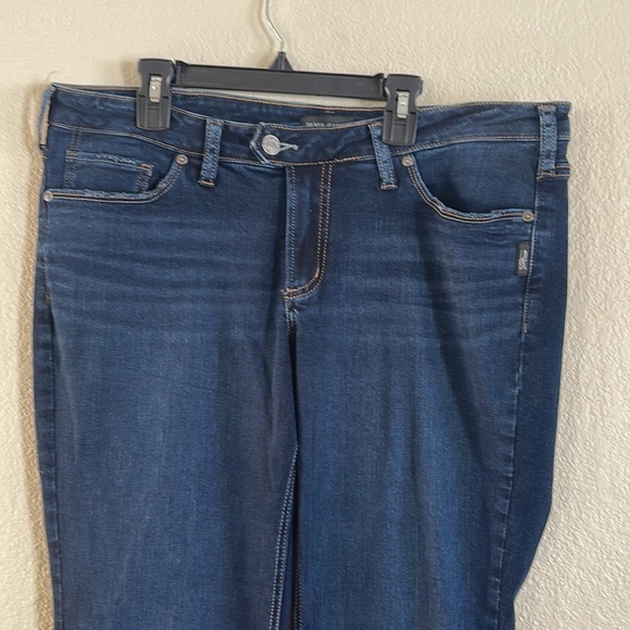 Silver Jeans Tuesday Slim Bootcut Size 34/34 brand new without tags - Picture 3 of 8